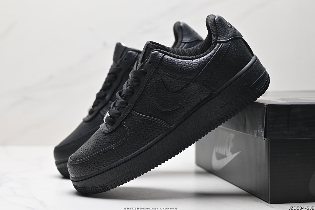 Nike Air Force 1 Shoes